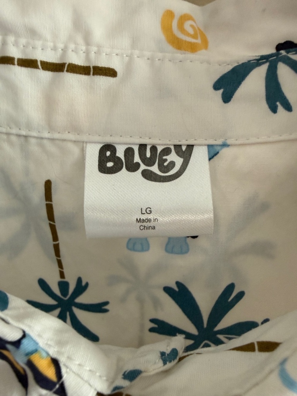 Bluey Boys' Short Sleeve Button-Down Shirt - White with Blue Print - Picture 2 of 9